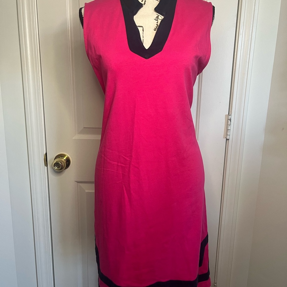 Tommy Bahama Sleeveless Hot Pink V-Neck Shift Dress with Navy Trim